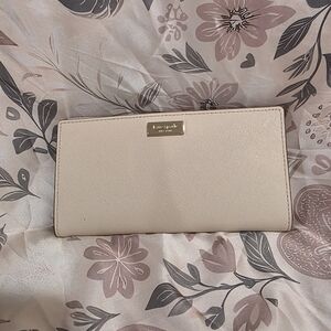 Kate Spade New York Light Pink / Blush Wallet